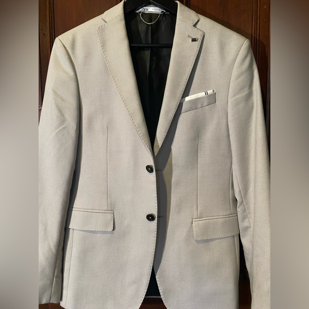 Stylish Zara Men’s Grey Blazer size 38